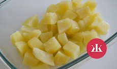 Chrumkavé zemiaky so slaninou a šampiňónmi: Nepovieš im nie! - KAMzaKRASOU.sk